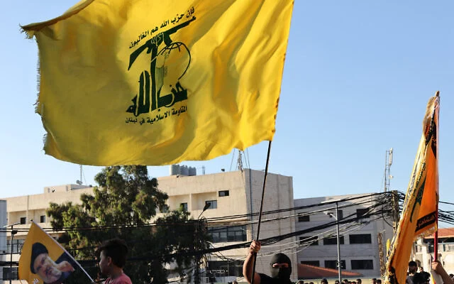 استدعاء مسؤولين من حزب الله للتحقيق في قضية المتفجرات