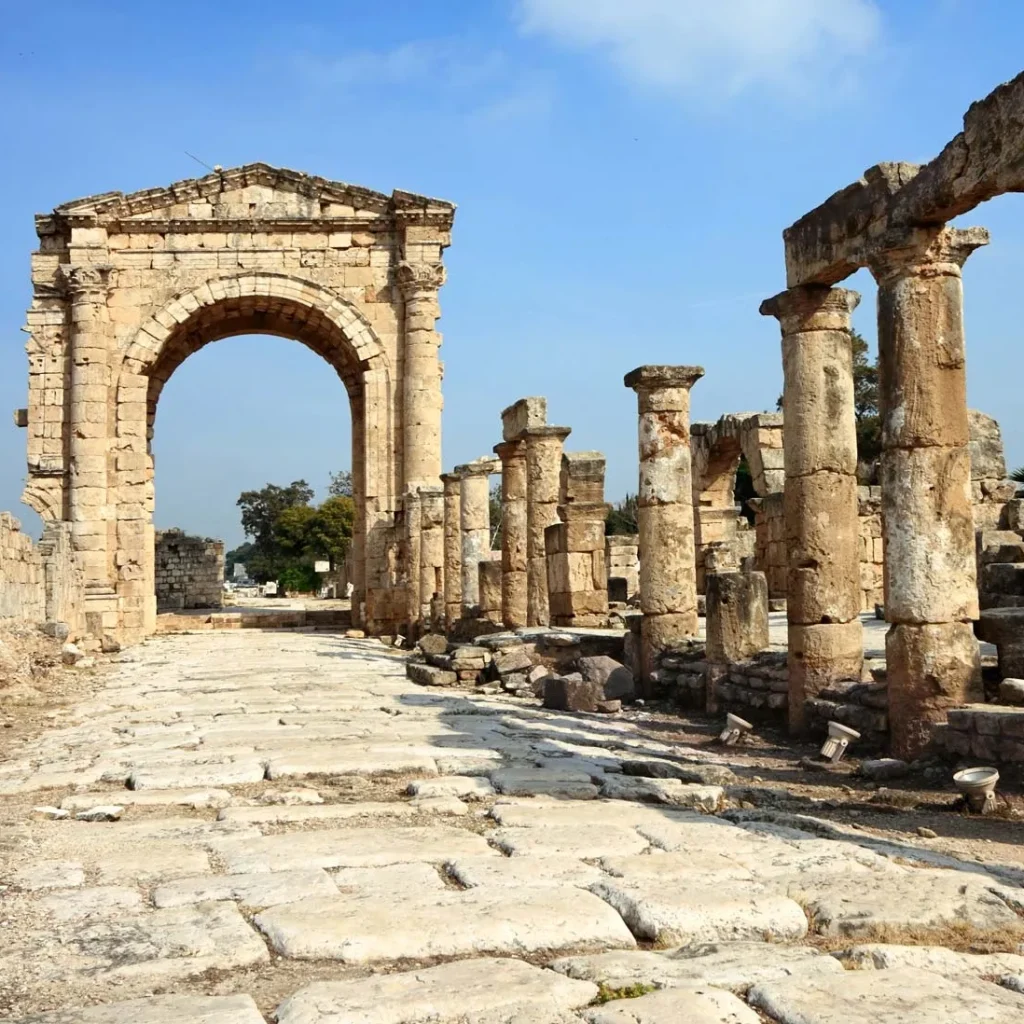 اليونسكو تدرج مدينة صور اللبنانية الأثرية على قائمة التراث العالمي المعرض للخطر