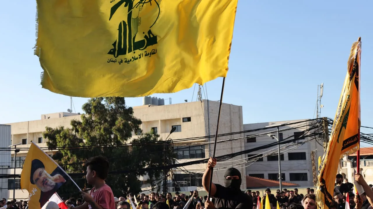 تصاعد التوترات في لبنان بعد ضبط شحنات متفجرات مرتبطة بحزب الله