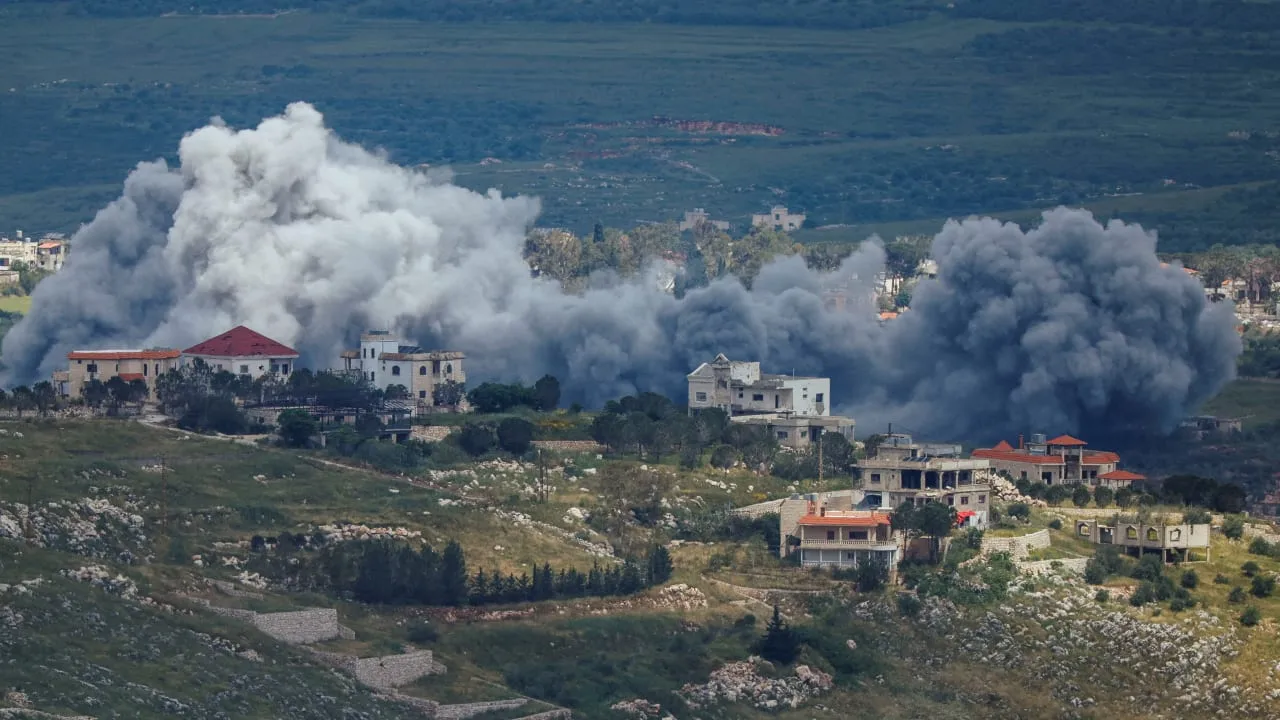 غارات مسيّرة إسرائيلية تستهدف مركبات في جنوب لبنان وتوقع قتلى