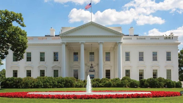 مفاوضات أمريكية إسرائيلية لبنانية معقدة: الانقسام السياسي يعيق التقدم نحو السلام