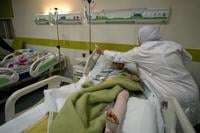 غارة إسرائيلية في جنوب لبنان تسفر عن مقتل مدنيين وإصابة أطفال