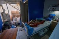 غارة إسرائيلية تستهدف مبنى قرب مستشفى في صور اللبنانية وسط تصاعد التوتر